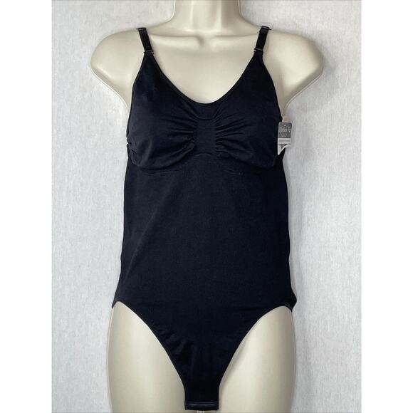 Under Where Seamless Body Briefer Black 1X Shapewear Bodysuit Effortless Fit NWT - Picture 1 of 13